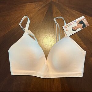 Joyspun pale pink wireless Bra 🌺 NWT 🌺 medium 🌺